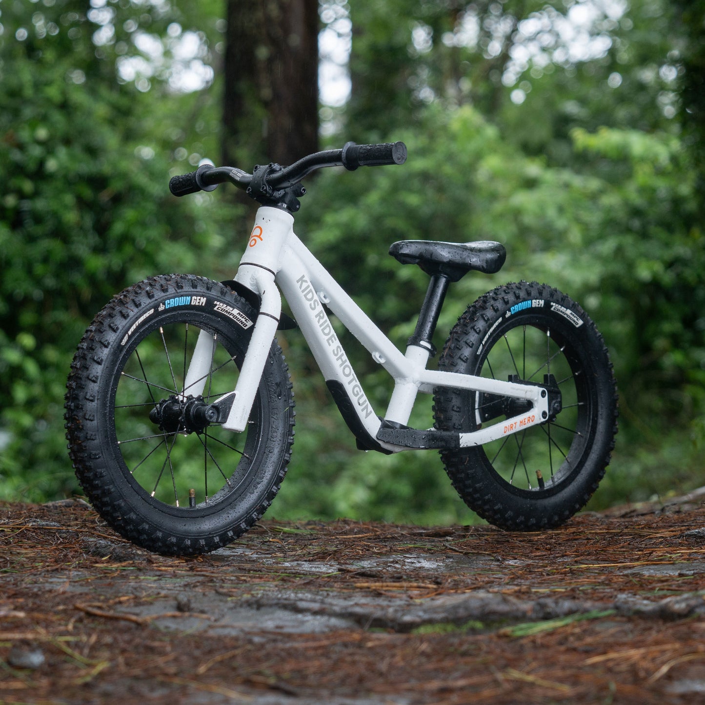 DIRT HERO OFFROAD-LAUFRAD