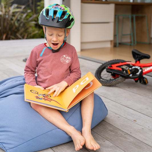 SHRED TIL BED DAS MTB-TIERALPHABET